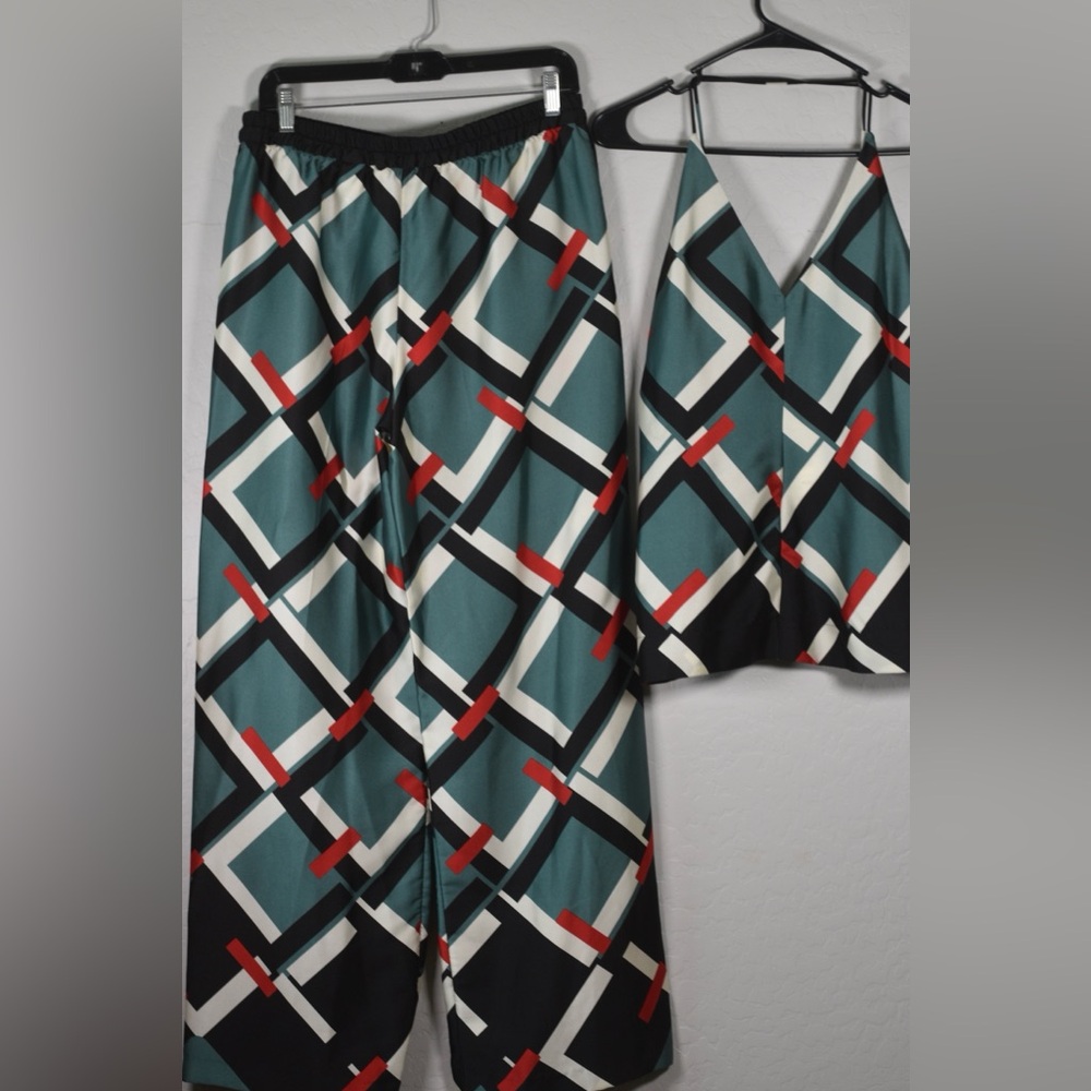 Zara Black and White Wide Leg Pants Set